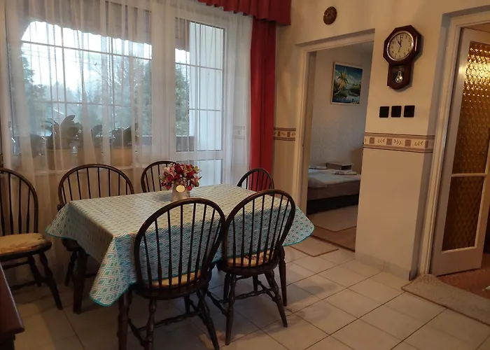 Takacs-haz דירה גיינסדיאס